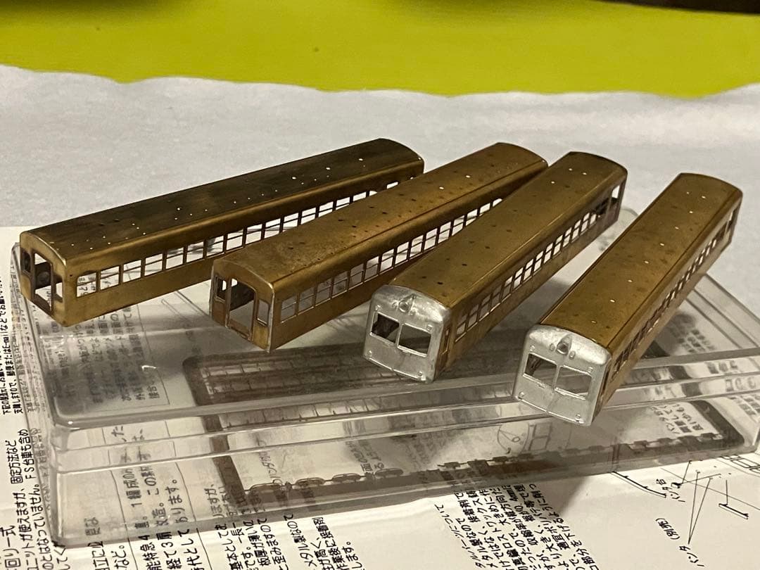 Nゲージ kitcheN キッチン 金時2300特急4連　真鍮キット仕掛品
