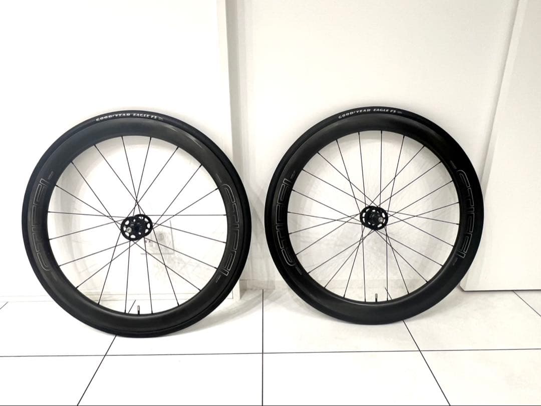ピストバイク用STIFFI WHEELS カーボンF20H R24H軽量モデル